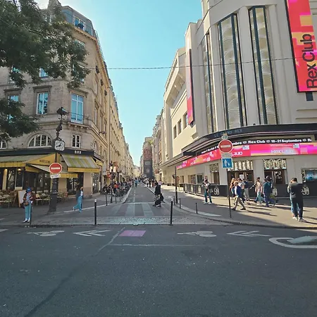 Bonne Nouvelle *